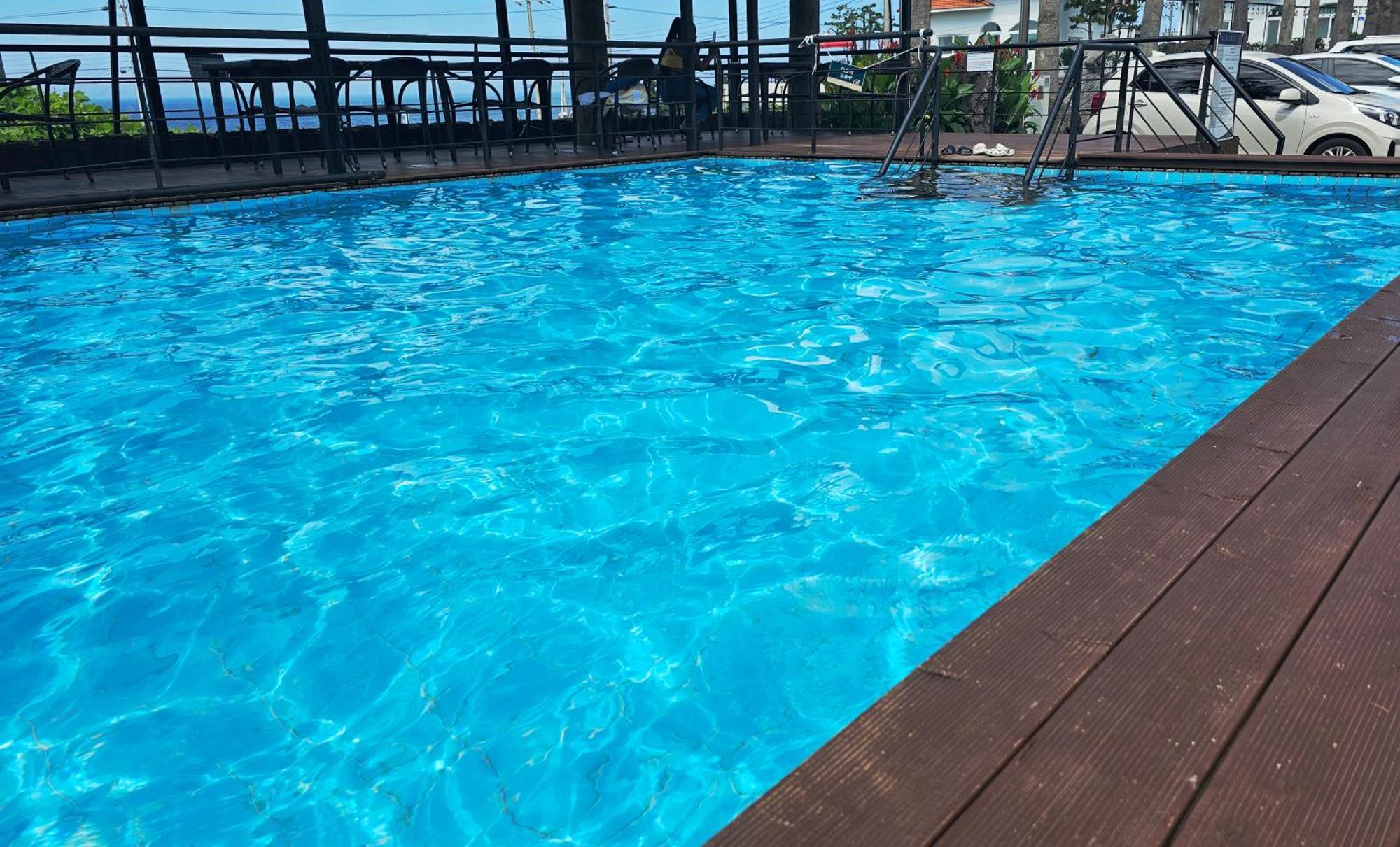 济州岛贝尼克酒店 济州市 外观 照片